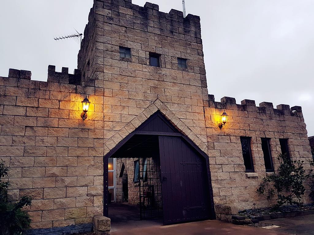 Вілла Unique Castle In Окленд Екстер'єр фото