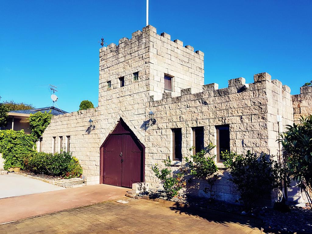 Вілла Unique Castle In Окленд Екстер'єр фото